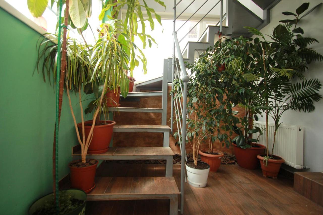 Garden Eco Design Hotel Одесса Экстерьер фото