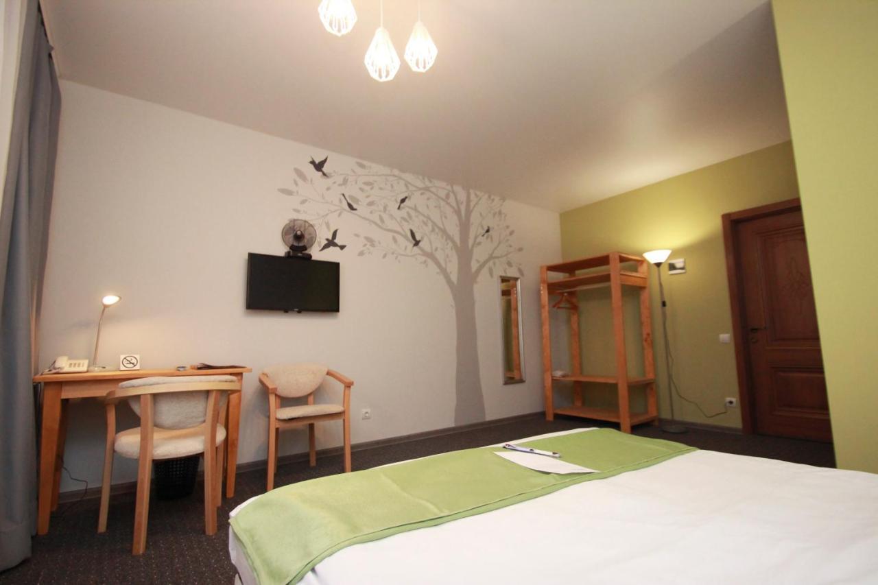 Garden Eco Design Hotel Одесса Экстерьер фото