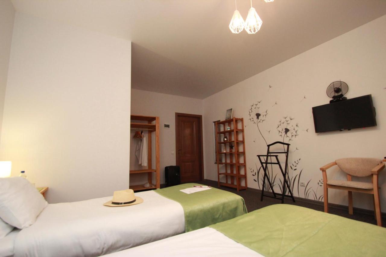 Garden Eco Design Hotel Одесса Экстерьер фото